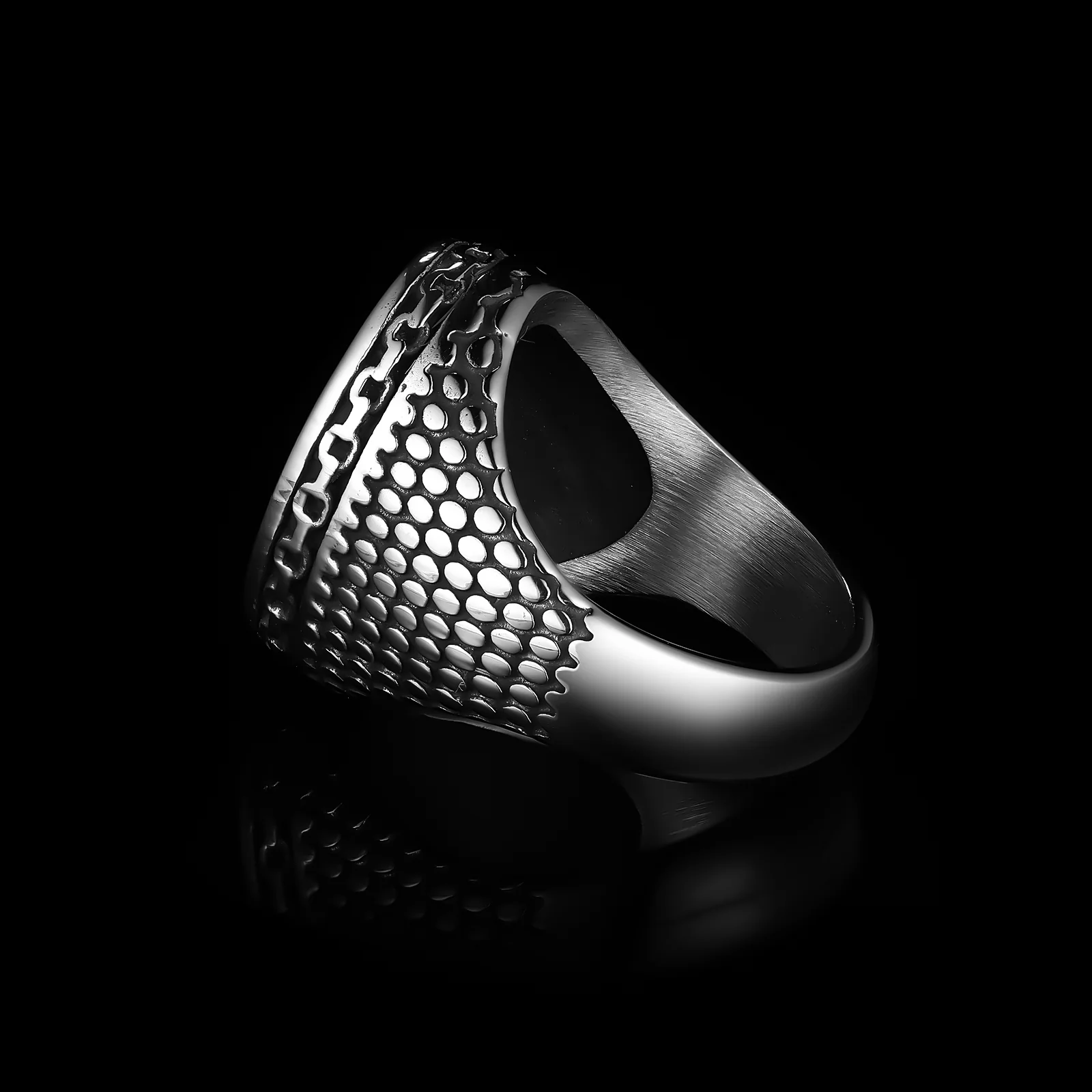ANCHOR. - Image 3