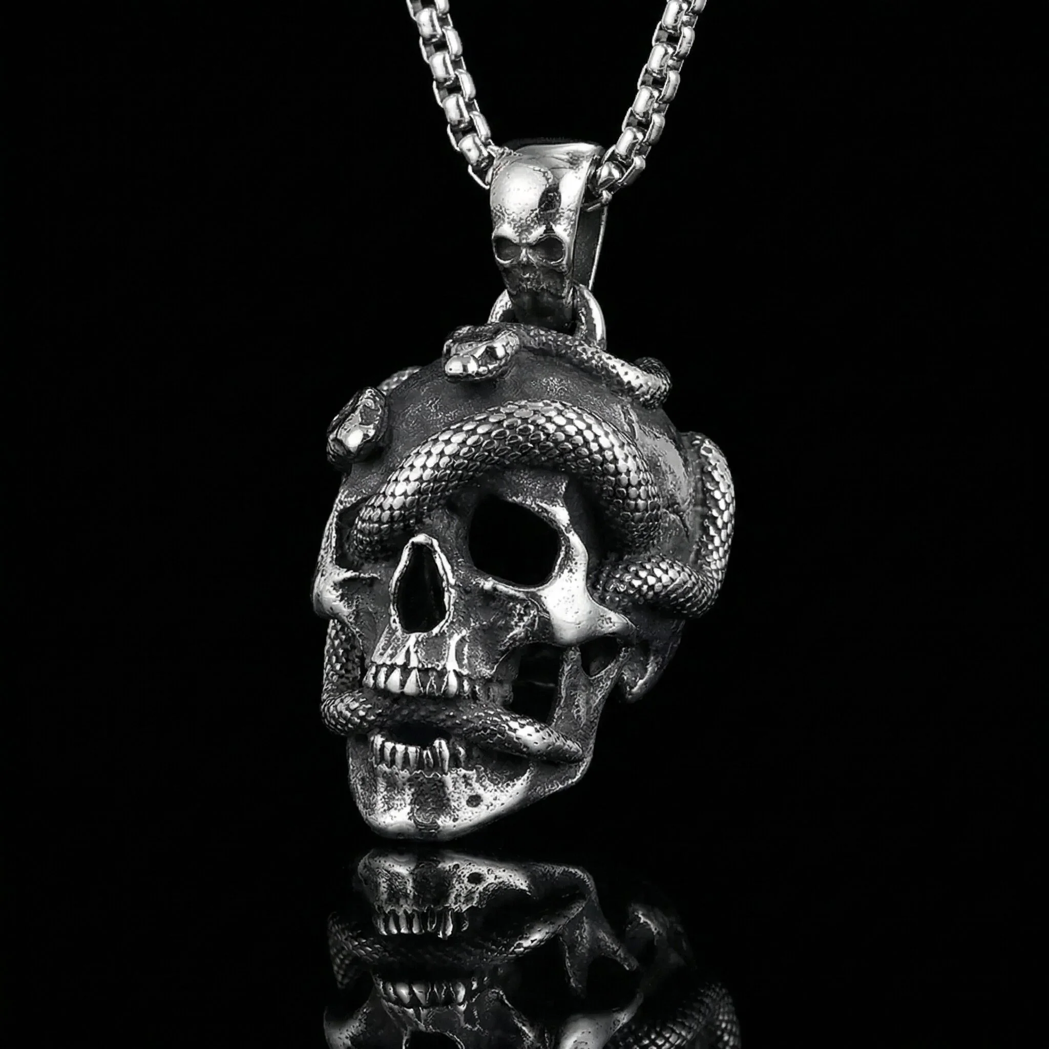 SNAKES AND SKULLS.