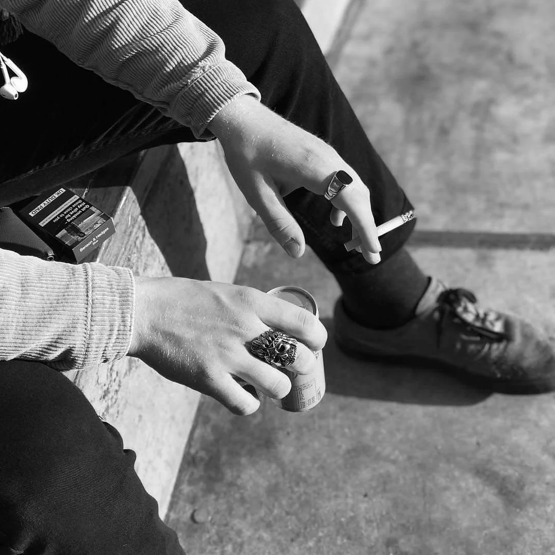 ON THE ROAD. - Image 4