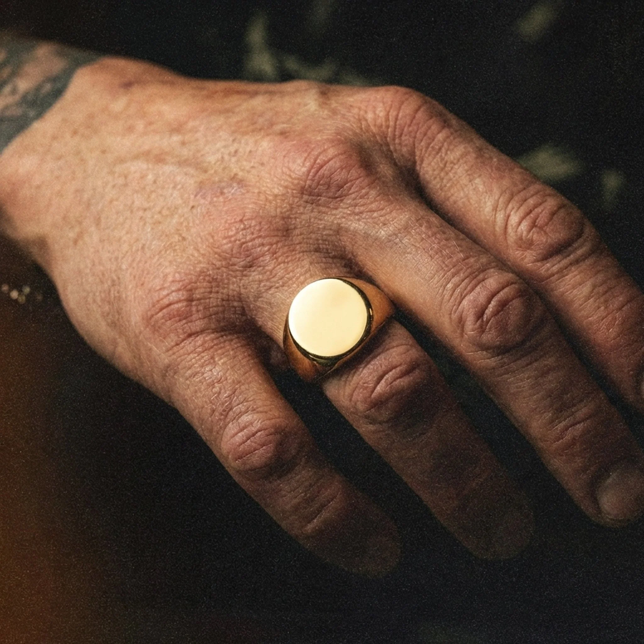 ROUND. - GOLD - Image 2