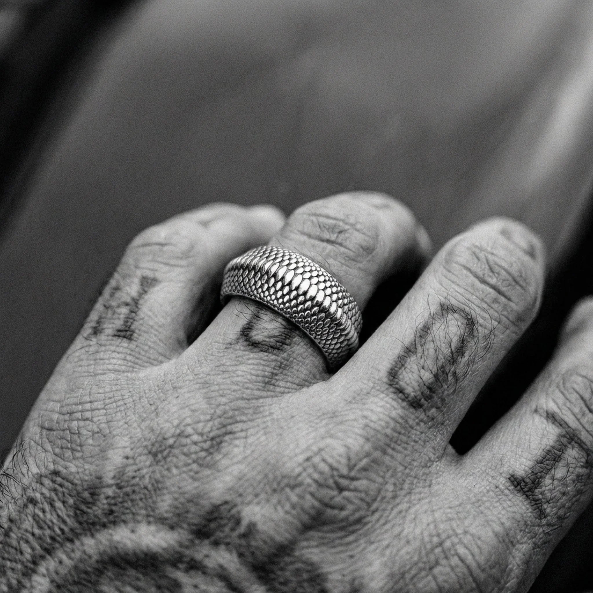 SCALEFORGED. - 925 STERLING SILVER - Image 2