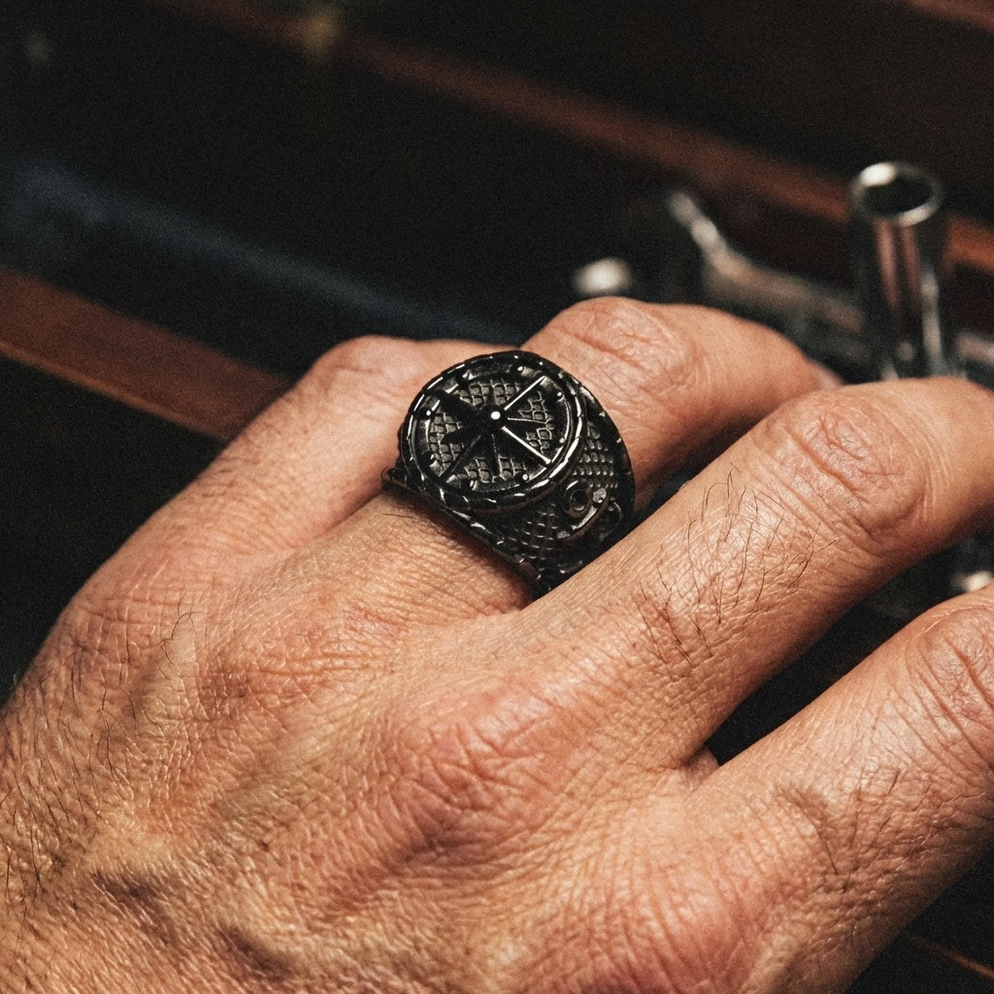 THE CAPTAIN. - BLACK - Image 4