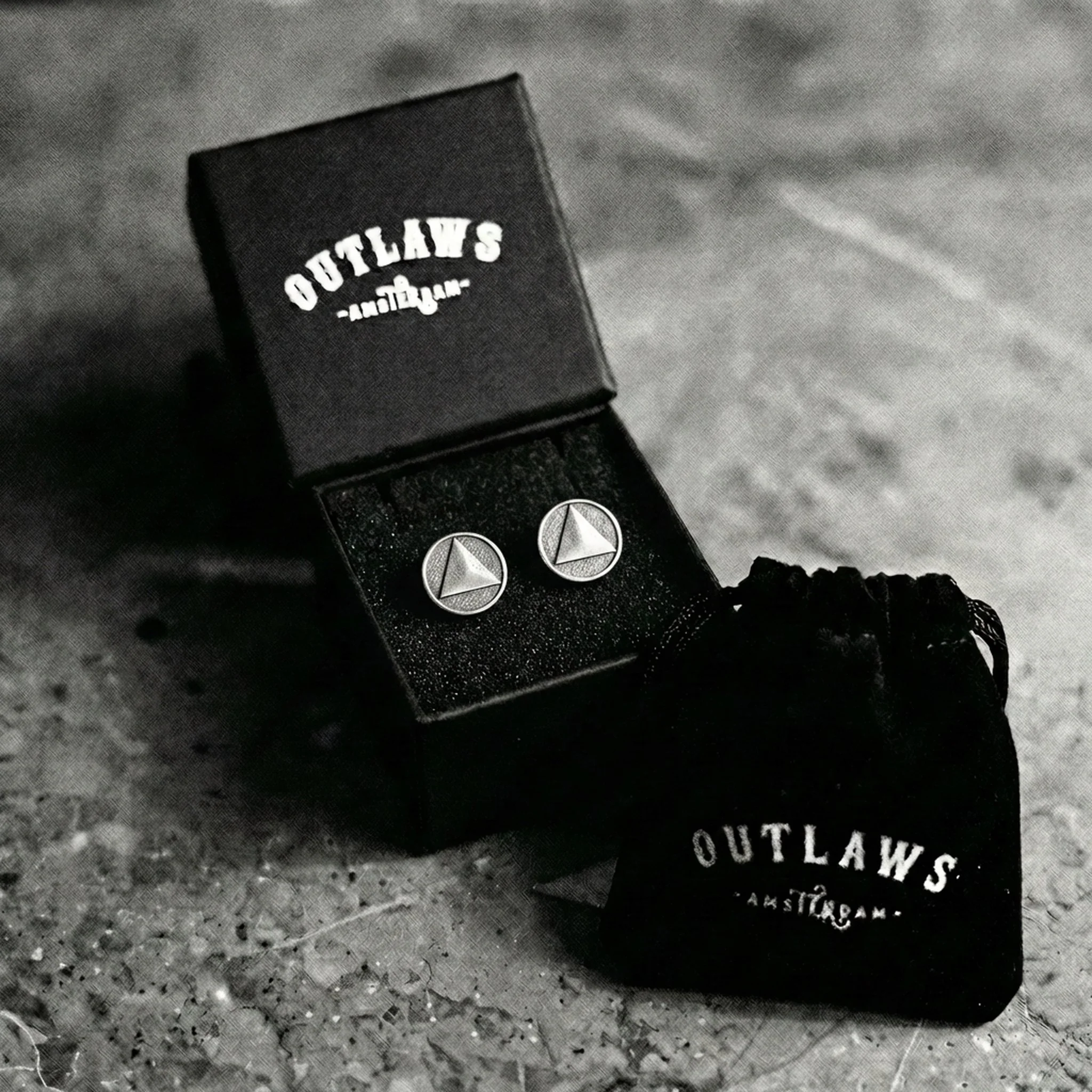 TRINITY STUDS. - 925 STERLING SILVER - Image 4